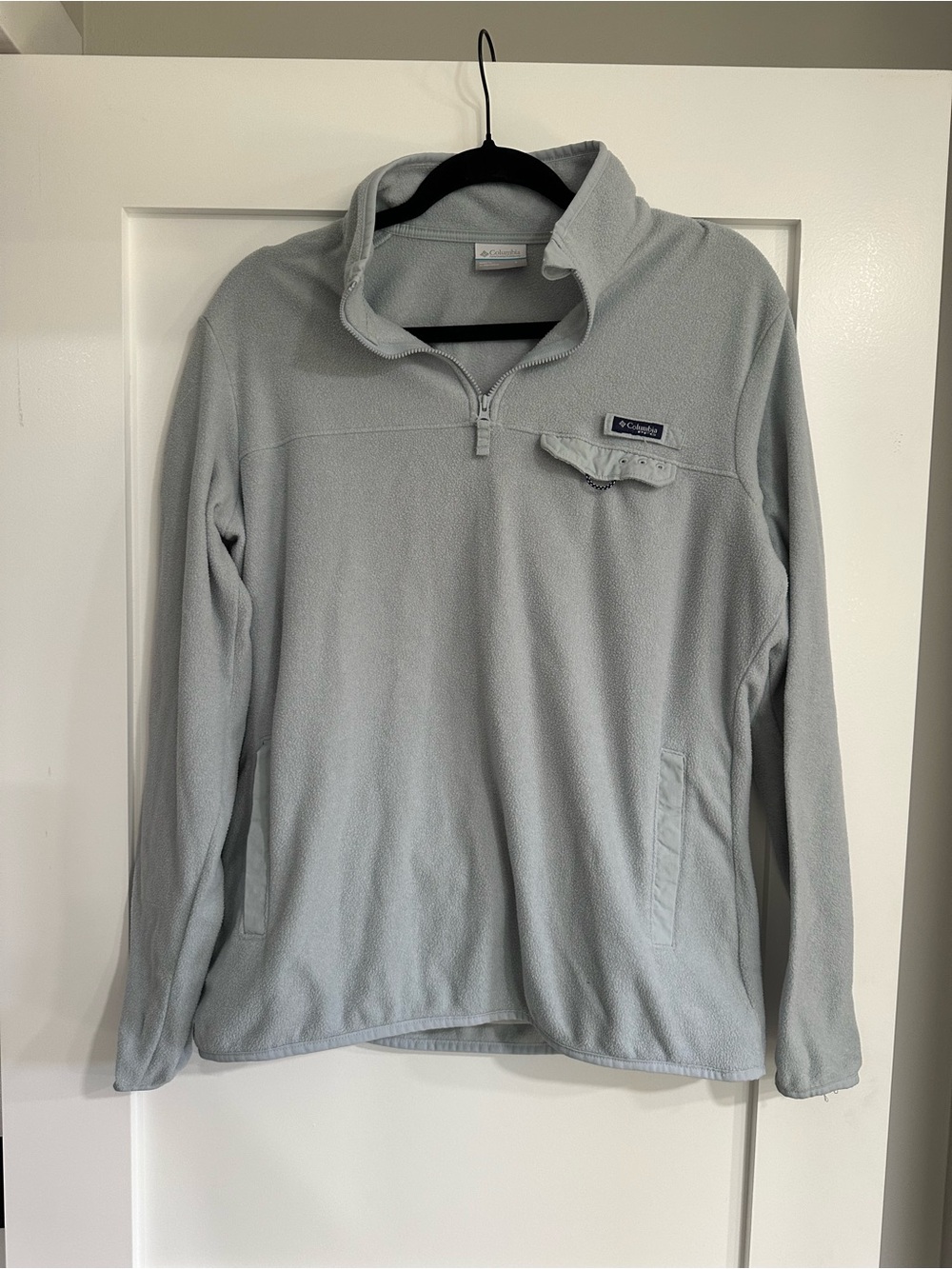 Columbia Soft Light Gray Fleece Pullover